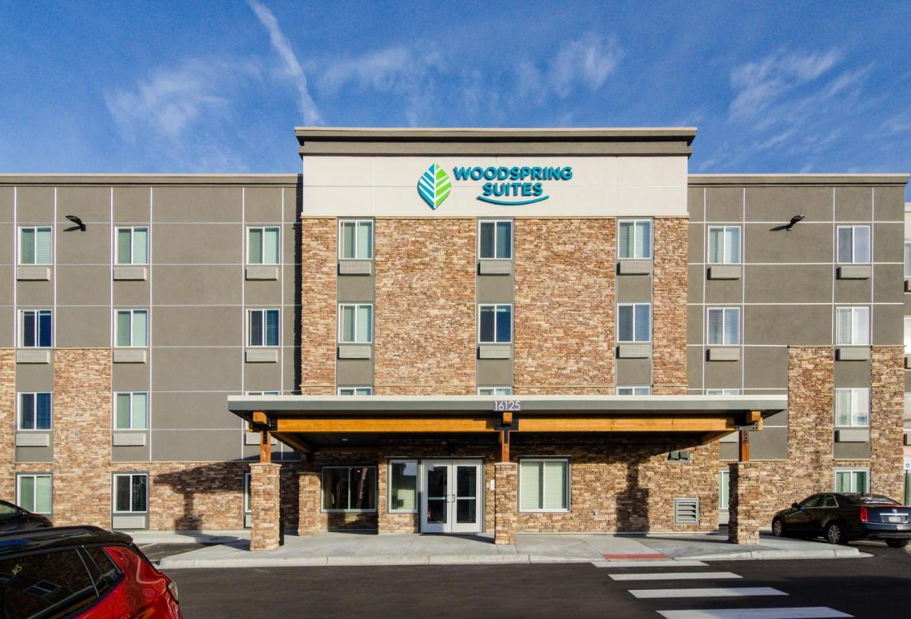Woodspring Suites Thornton-North Denver المظهر الخارجي الصورة
